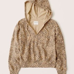Abercrombie and Fitch cropped cheetah print sweatshirt (soft AF collection)